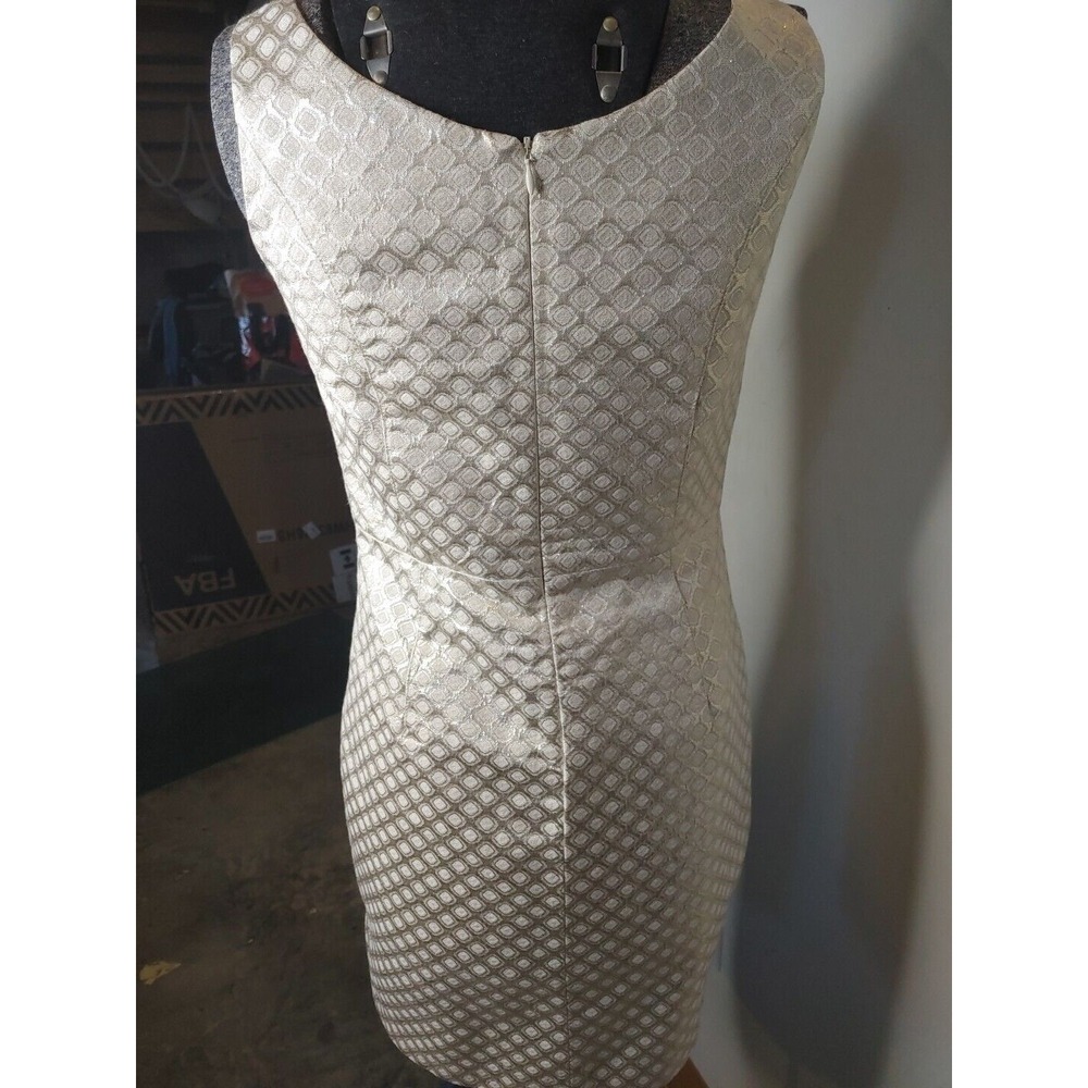 Dalia Sz 8 Holiday Dress Silver White Sleeveless Knee‎ Length Pockets - Picture 8 of 15